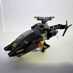 LEGO DC Super Heroes: Batman Man-Bat Attack (Set 76011) – 90% Complete – No Minifigures – No Box or Manual  This listing is for my LEGO DC Super Heroe