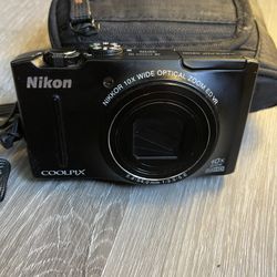 Nikon COOLPIX S8100 digital camera