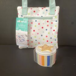 Pillowfort 2-in1 Board Game Set & Star Container