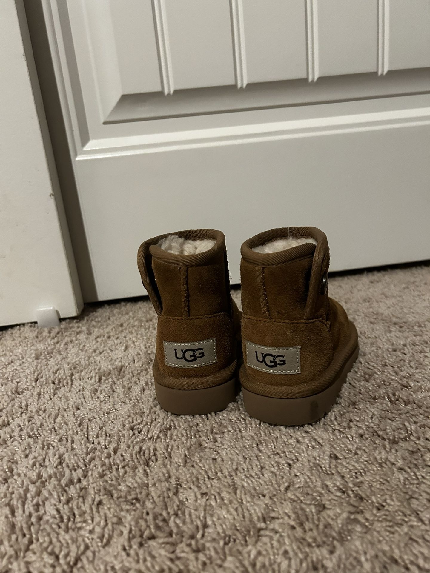 Baby Uggs Size 6