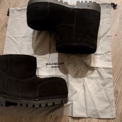 Balenciaga Alaskan Boot