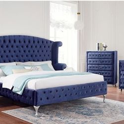 Brand New Blue Velvet 4pc Queen Bedroom Set (Available In California & Eastern King)