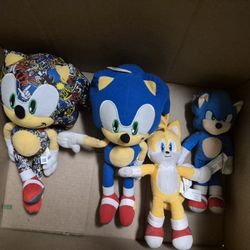 Sonic The Hedgehog Plush Bundle 