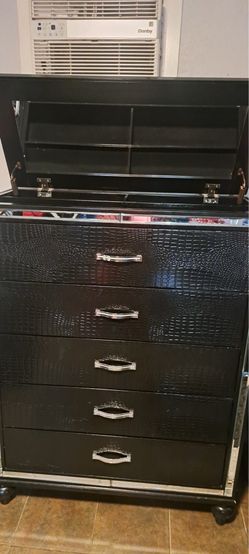 Black dresser