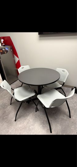 Round table