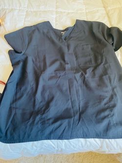 Women’s Plus Size scrub top