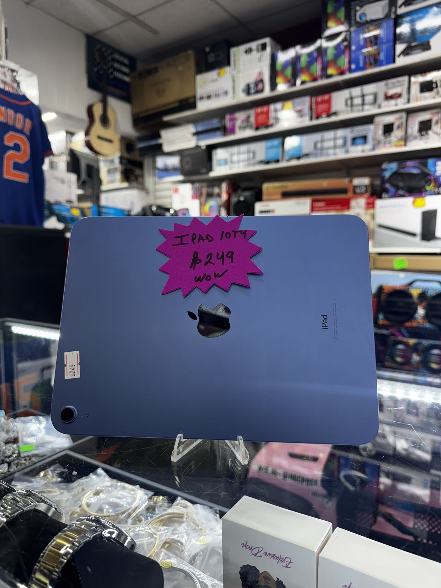 iPad 10th Gen. 64 GB.
