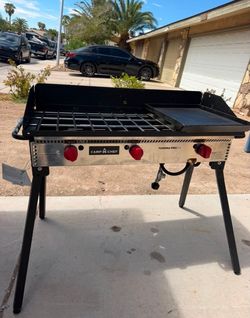 NEW CAMPING STOVE WITH 3 BURNERS