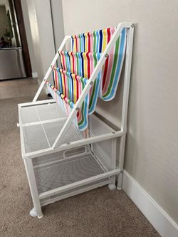 Book holder/ Toy bin