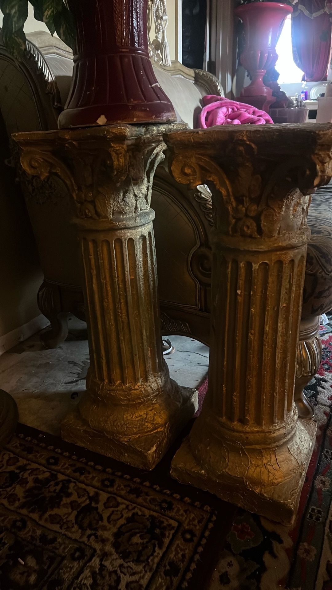 Old Rustic Vintage Pillars /plz No Low Balling