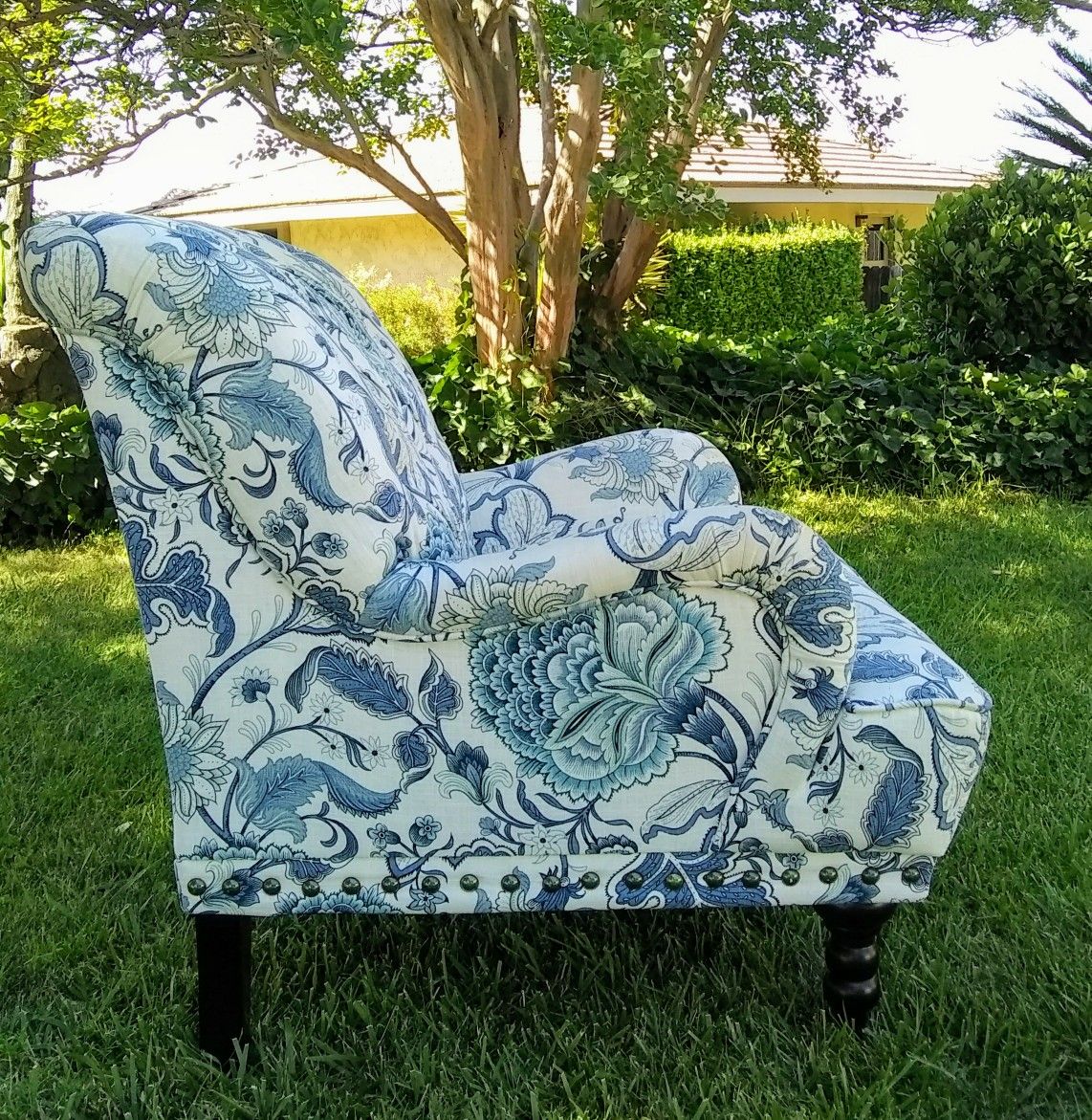 Pier 1 indigo blue floral armchair for Sale in Riverside, CA OfferUp