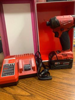 Milwaukee m18 fuel surge 