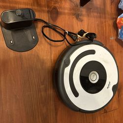 Roomba Vacuum