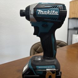 Makita Impact 18V XDT14 Brushless 1/4 Impact 3 Speed