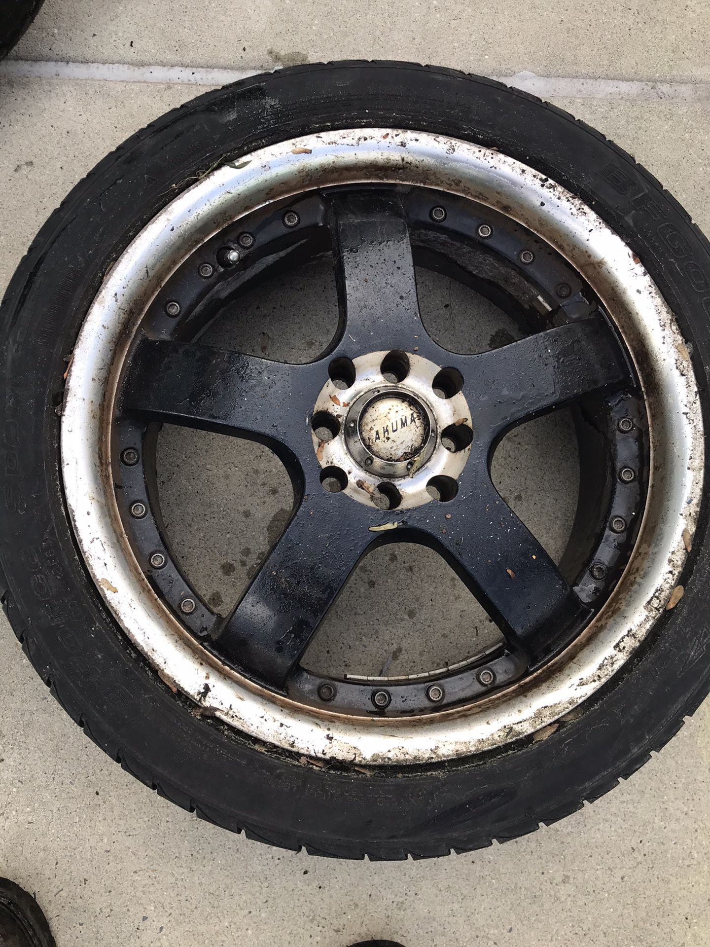 4 Akuma 17” rims with tires