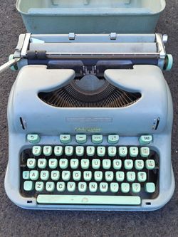 HERMES 3000 TYPE WRITER