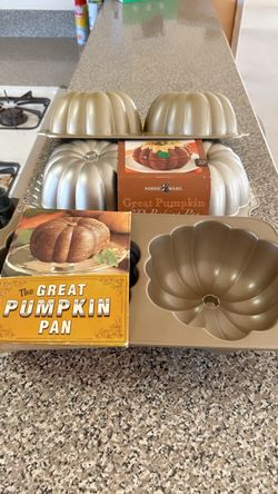 Nordic Ware Great Pumpkin 3D Baking Pan