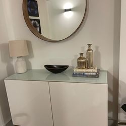 Mirror With A  Shelf