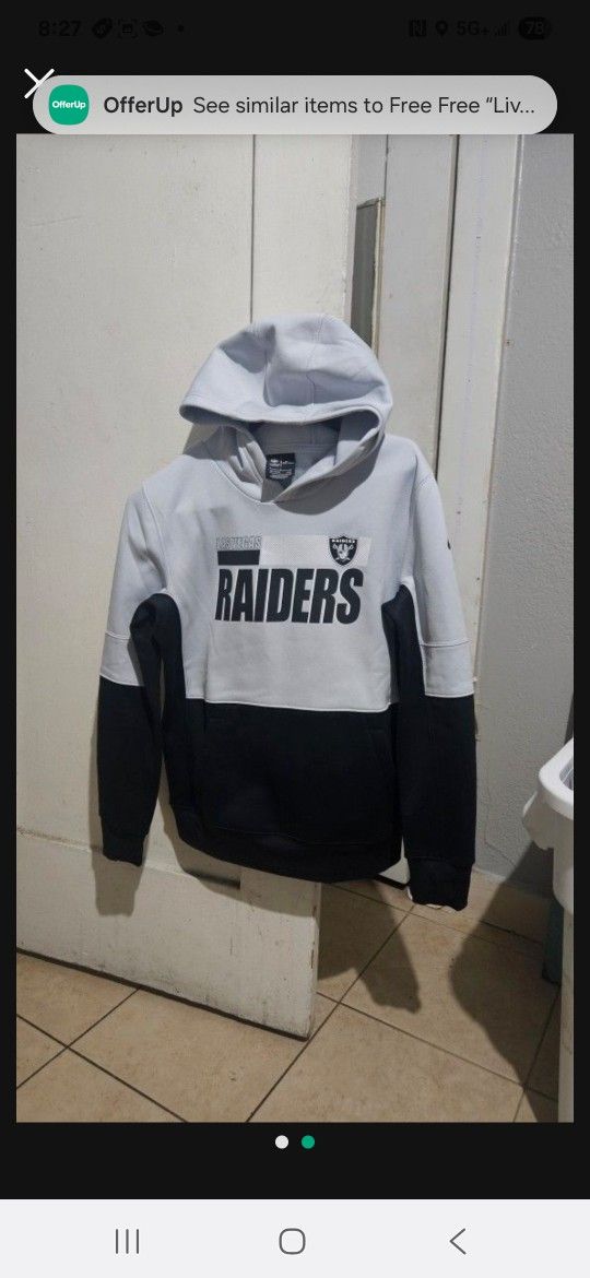 RAIDERS SWEATER BOY 10 AT 12 YEAR GOOD CONDITIONS