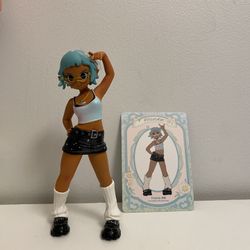 Frankie Moonrise Peach Riot Figure