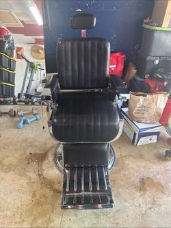 Barber chair