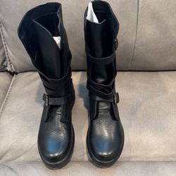 Steve Madden Black Low  Heel Height Boots, Size 6