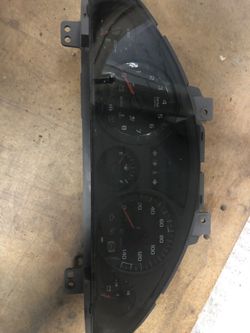2009-2011 Chevy traverse cluster odometer