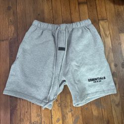 Grey Essentials shorts size M