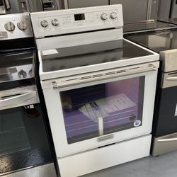 KitchenAid White 30-Inch 5-Element Electric Convection Range 