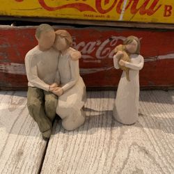 Set Of 2 Willow Tree Figurines