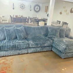 2 Pc Oversized Sectional 
