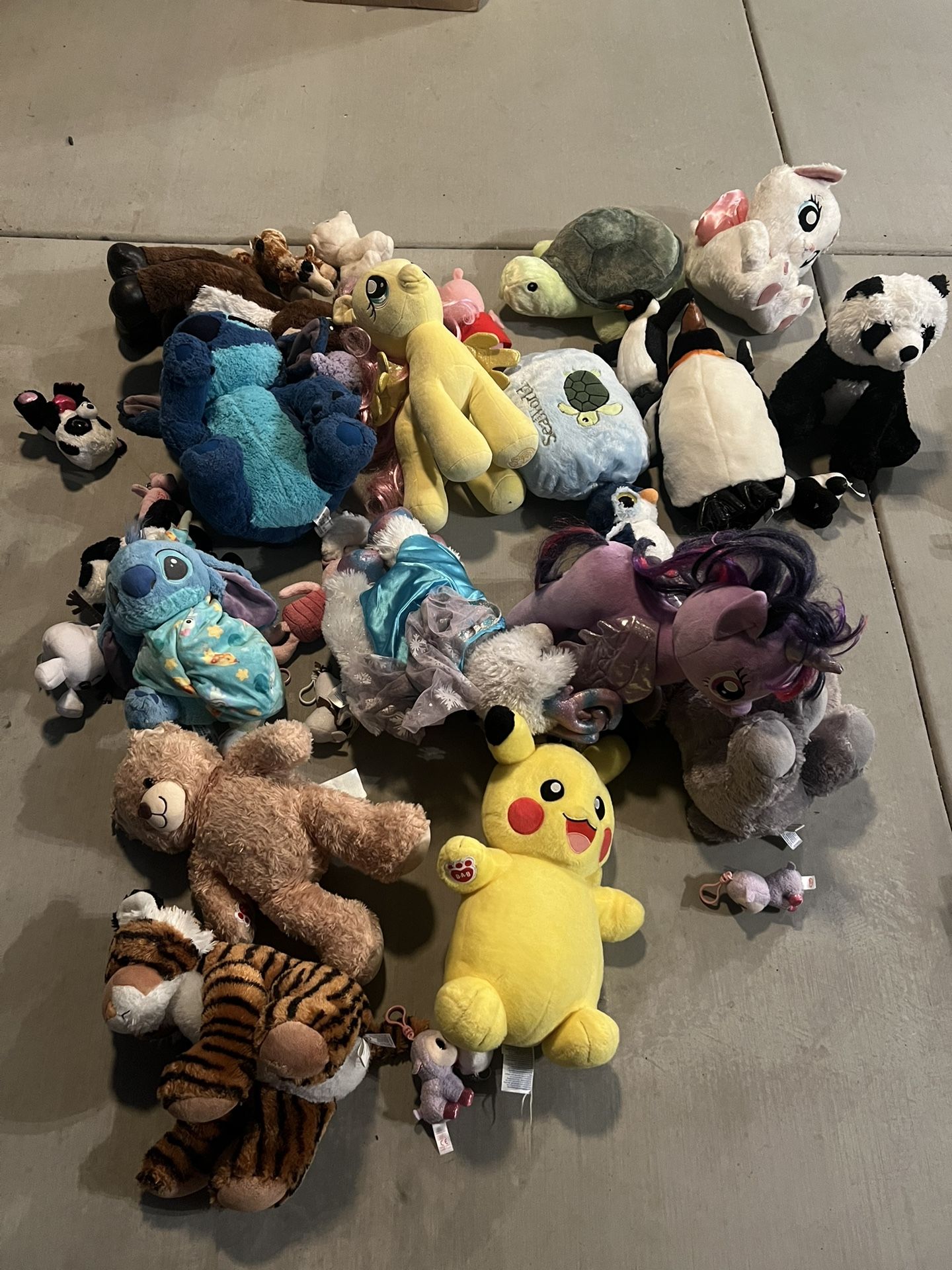 Variety Of Plushies 