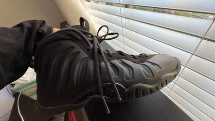 5.5 Nike Posite All Black