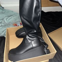 Steve Madden Astor Boots 