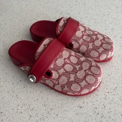 Coach Clogs Size 5 Women Valentines Day Special