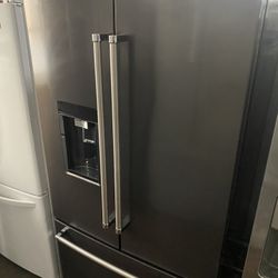 Kitchen Aid Black Stainless Steel Refrigerator French Doors 