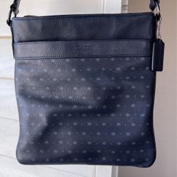 Coach Leather Crossbody Messenger Bag. Navy Blue