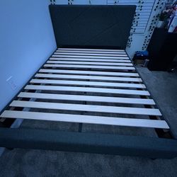queen size bed