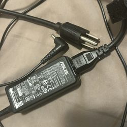 ASUS LAPTOP CHARGER — ALL PARTS INCLUDED — GREAT CONDITION 