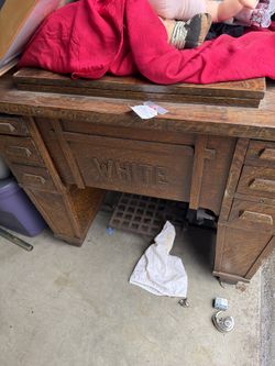 E L whiting sewing machine