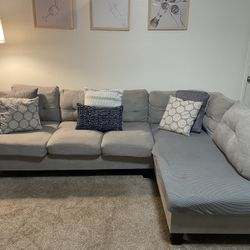 Comfy Couch with Cushions - Great Condition