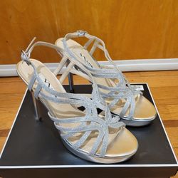 Women's Silver Heels Size 8 M
