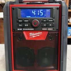 Milwaukee M18 Job site Radio/ Charger 