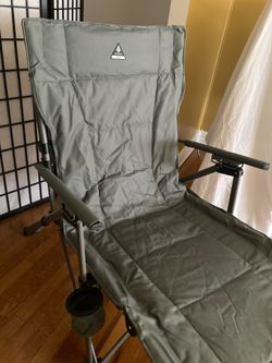 OUTDOOR FOLDABLE CHAIRS￼