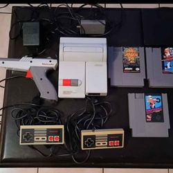 Nintendo Nes Top Loader Console Bundle 