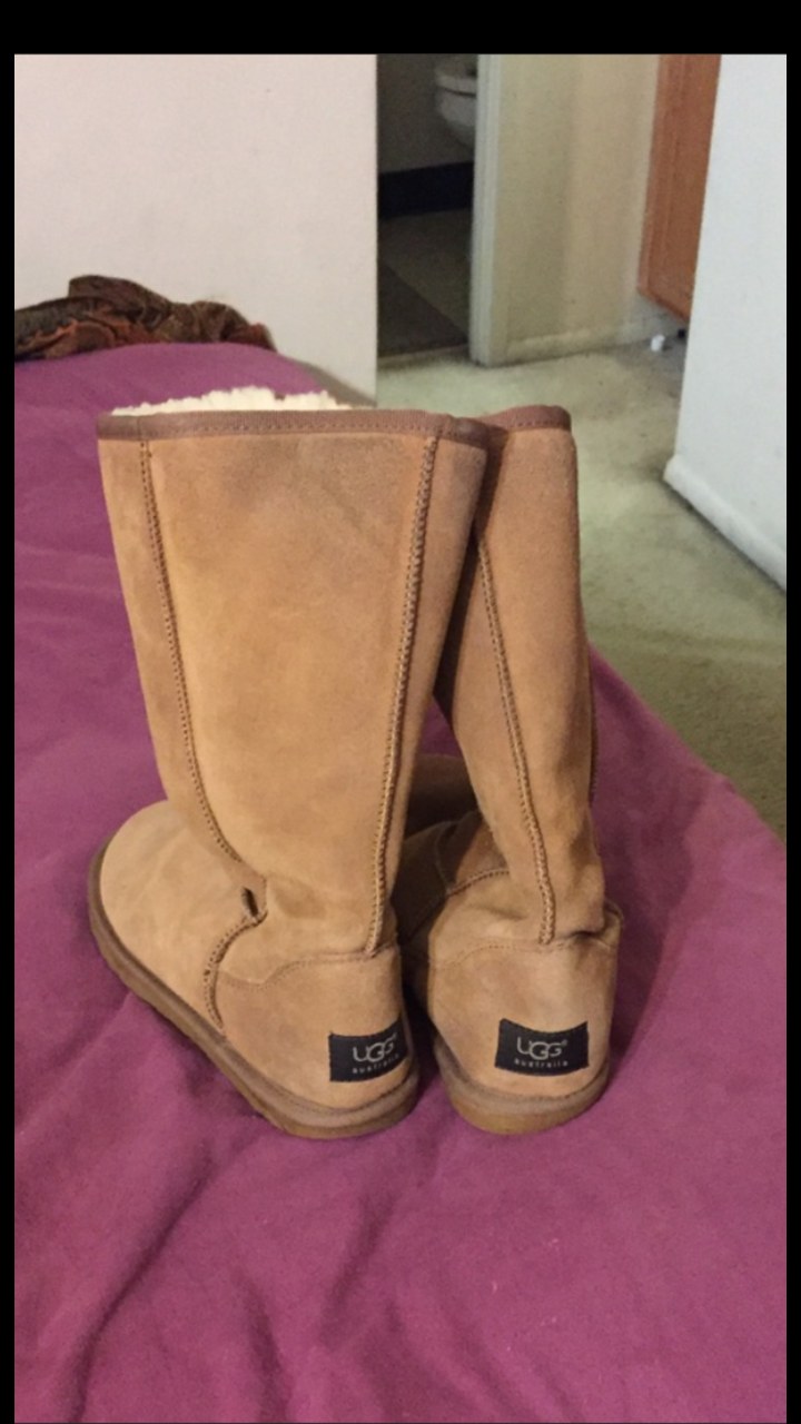 Ugg boots size 9
