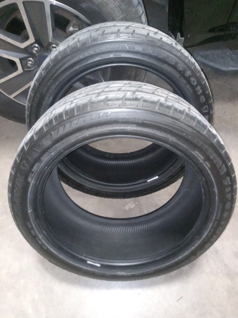 2 Tires $60 Firehawk 225/45R17