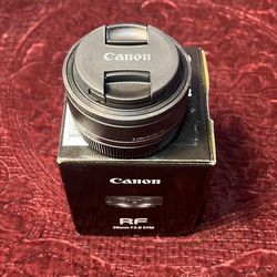 Canon RF28mm F2.8 STM Wide Lens 