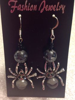 Spider charm earrings
