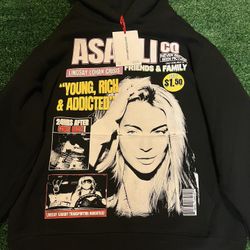 Asaali Hoodie Size Medium 